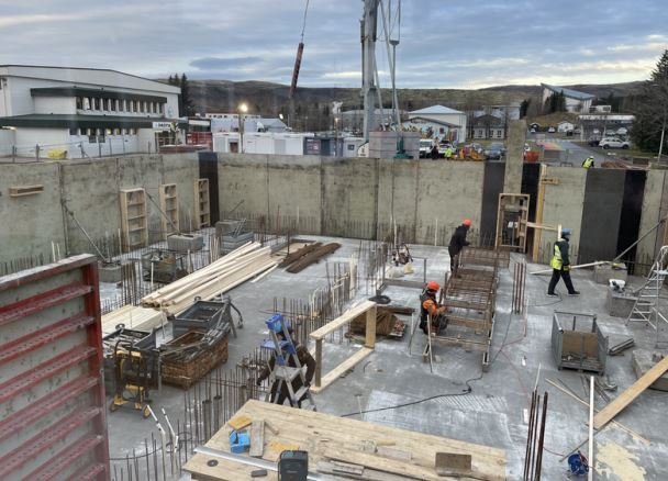 Framkvæmdir við skólann!