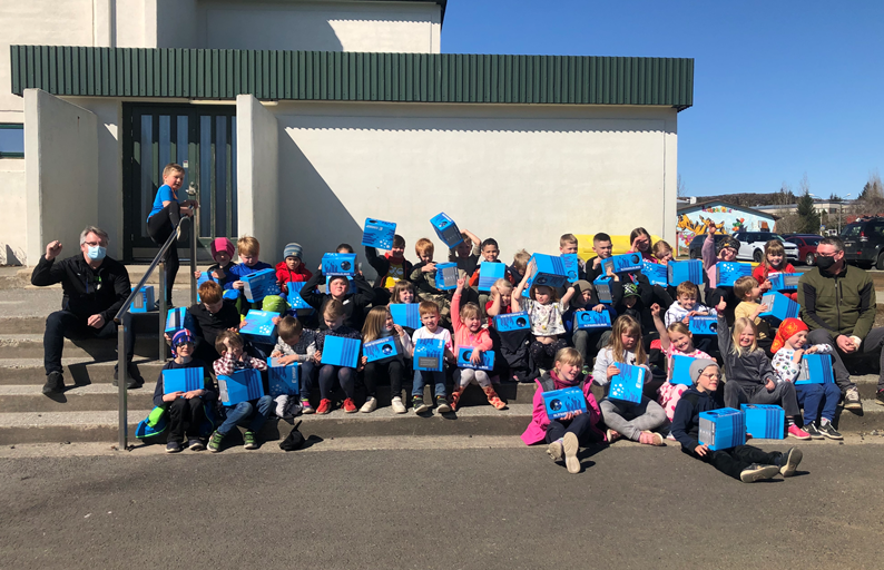 Hjálmagjöf fyrir nemendur í 1. bekk