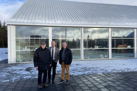 Dr. Maggi Jónsson arkitekt, Sævar Þór Helgason skólastjóri, Guðmundur F. Baldursson tæknifræðingur.