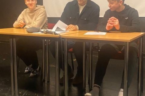 Samningur nemenda við Hveragerðisbæ